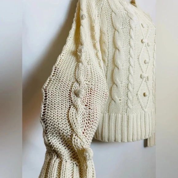 Eesome Cream Ivory Pompom Cable Knit Crop Sweater Women Size M Stretch - Picture 6 of 7